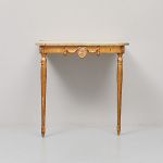 486142 Console table